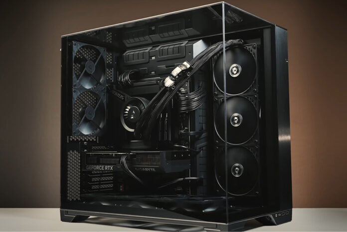 PC Showcase - BLACKOUT PC Build
