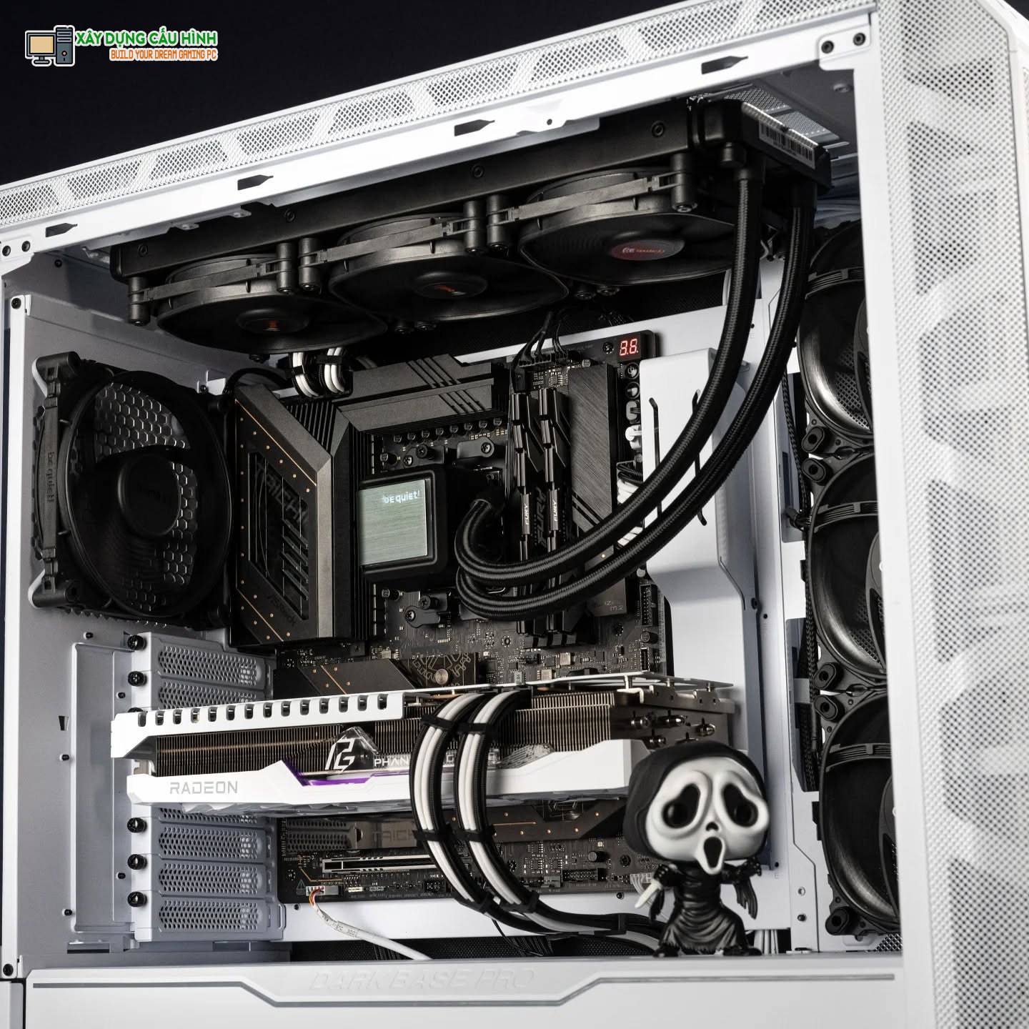 pc showcase - black & white pc build 3